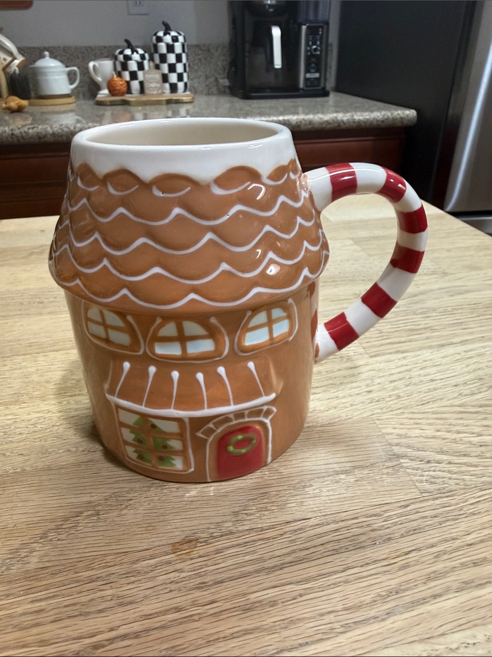 Wondershop Brown Gingerbread House Mug with Red & White Candy-Stripe Handle